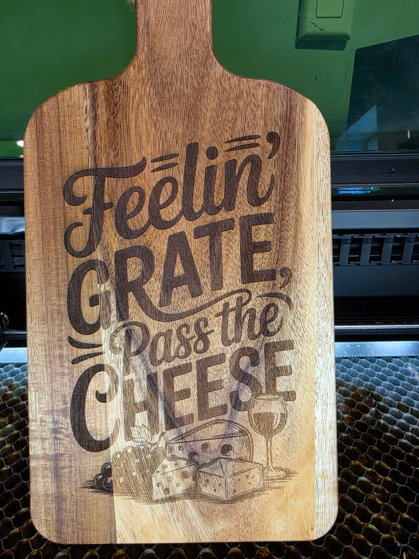 Feelin GRATE cutting board